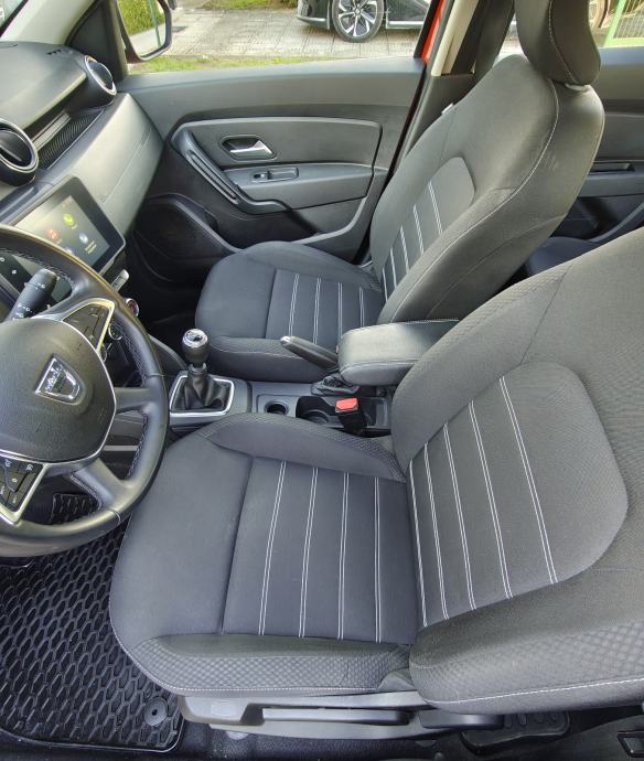 Dacia Duster 1,0 tce+ Plin, fotografija 8