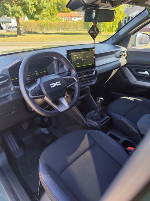 Dacia Duster 1,2 tce, fotografija 12