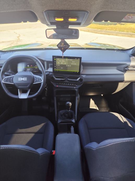 Dacia Duster 1,2 tce, fotografija 19