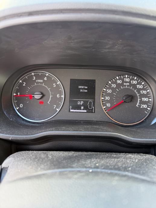 Dacia Duster 1.3 TCE 150, fotografija 6