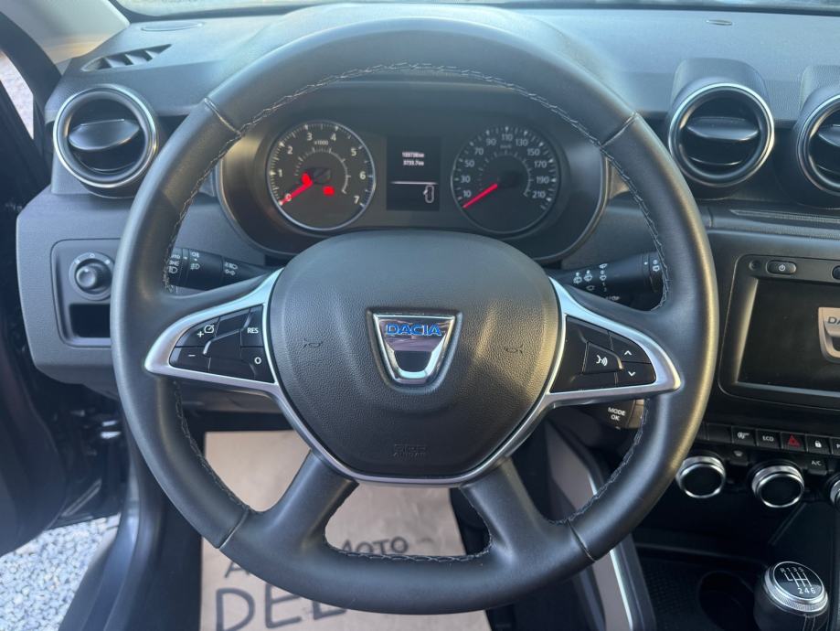 Dacia Duster 1,3 tce-360 KAMERE-MRTVI KUT-NAVI-GRIJANJE SJEDALA-, fotografija 13