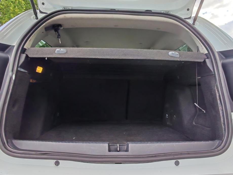 Dacia Duster 1,5 Blue dCi 115 Prestige, fotografija 6