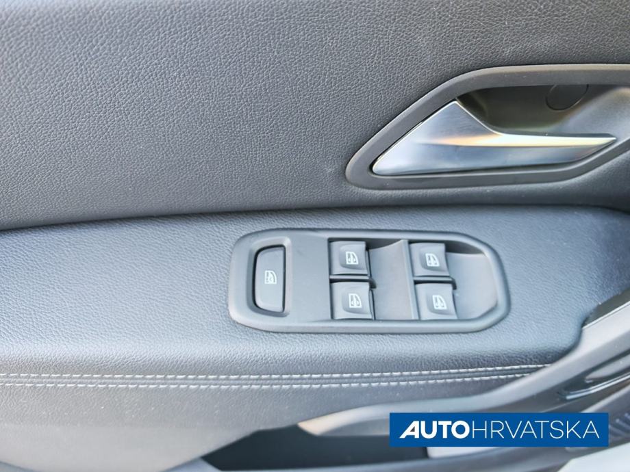 DACIA DUSTER 1.5 Blue dCi PRESTIGE - Jamstvo 15 mjeseci, 16.390,00 €, fotografija 18