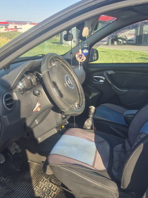 Dacia Duster 1,5 dCi 110, fotografija 5