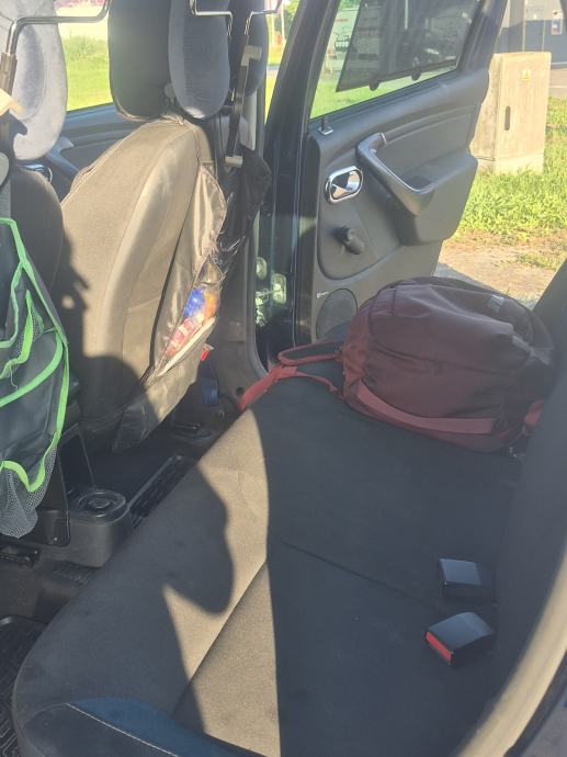 Dacia Duster 1,5 dCi 110, fotografija 8