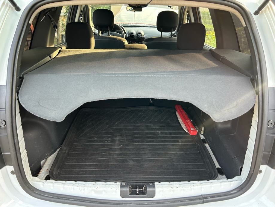 Dacia Duster 1.5 dCi - 150.000km - odlicna, fotografija 13