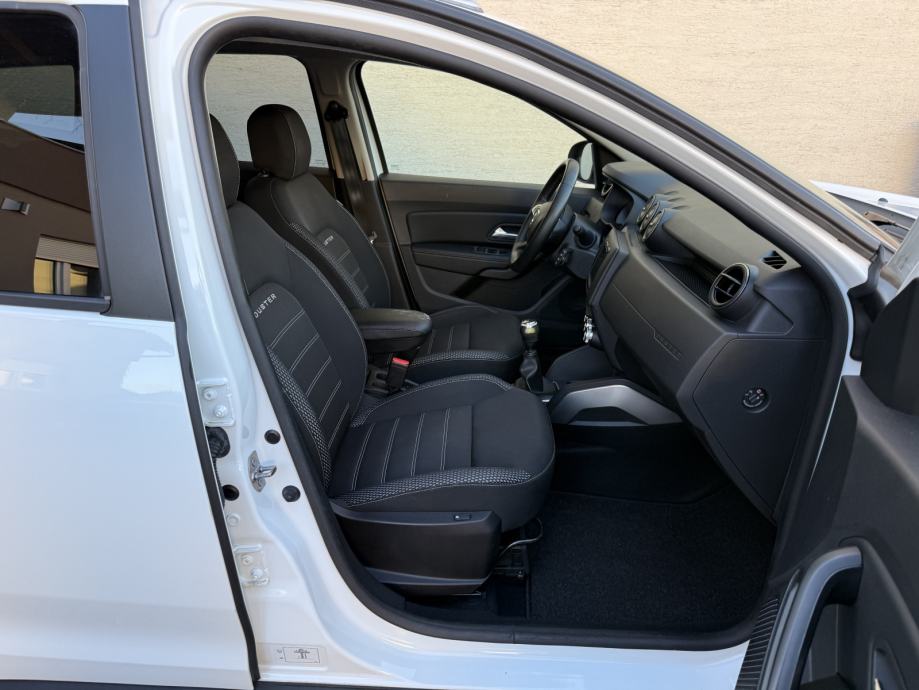 Dacia Duster 1,5 dCi,2019.god.NAVI,LED,KAMERA,PDC,alu 17”VISA 36/rata, fotografija 6