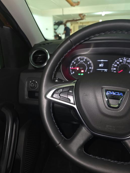 Dacia Duster 1,5dCi*GARANCIJA*KLIMA*NAVI*ALU FELGE*NOVO*KREDIT-KARTICE, fotografija 14