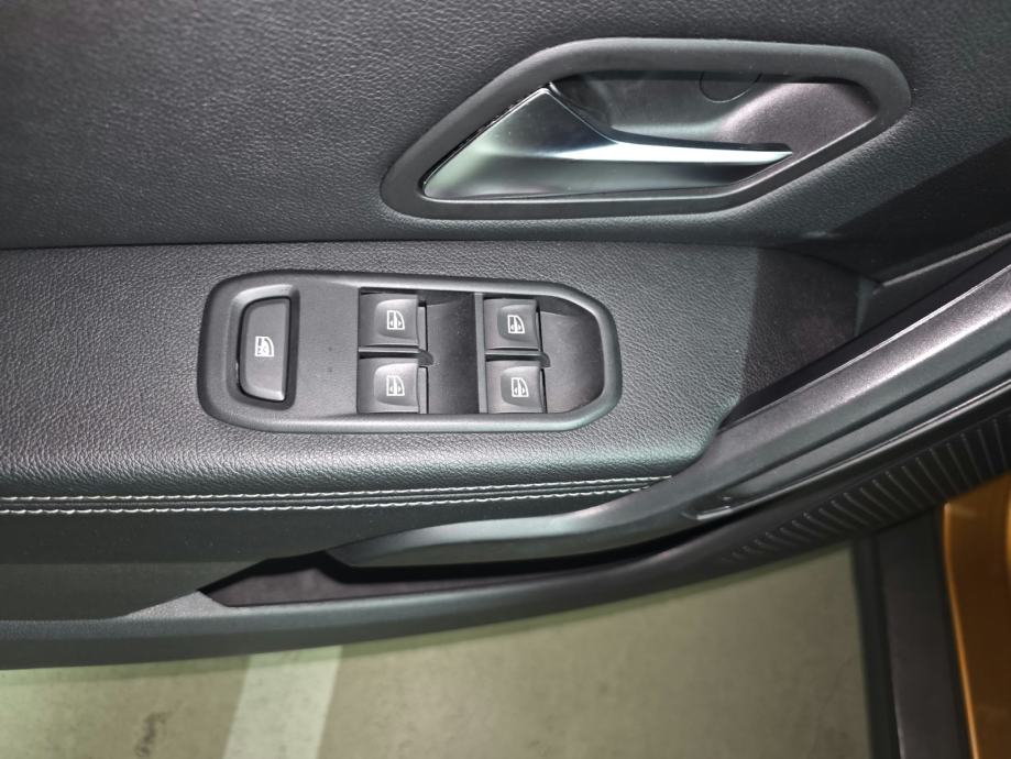 Dacia Duster 1,5dCi*GARANCIJA*KLIMA*NAVI*ALU FELGE*NOVO*KREDIT-KARTICE, fotografija 20