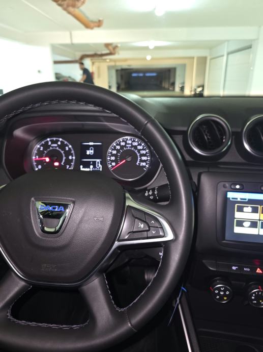 Dacia Duster 1,5dCi*GARANCIJA*KLIMA*NAVI*ALU FELGE*NOVO*KREDIT-KARTICE, fotografija 15