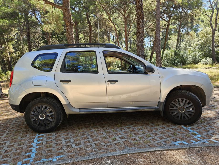 Dacia Duster 1,6 16V, fotografija 12