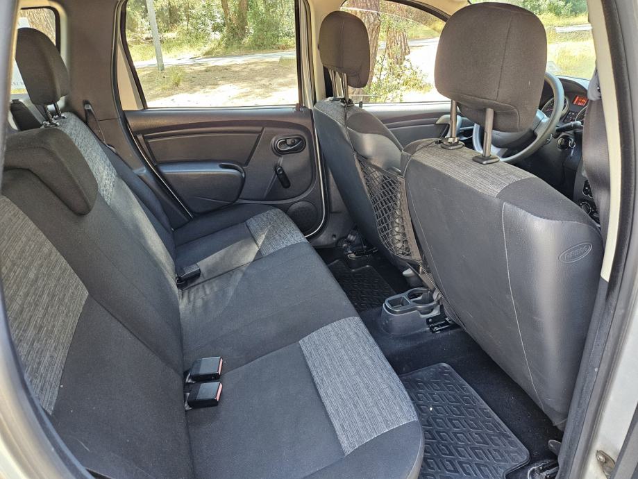Dacia Duster 1,6 16V, fotografija 16