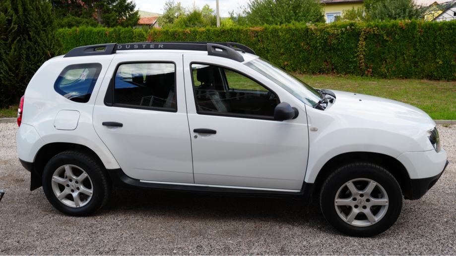 Dacia Duster 1.6 Benzin + LPG 84 kW, 2017, fotografija 11