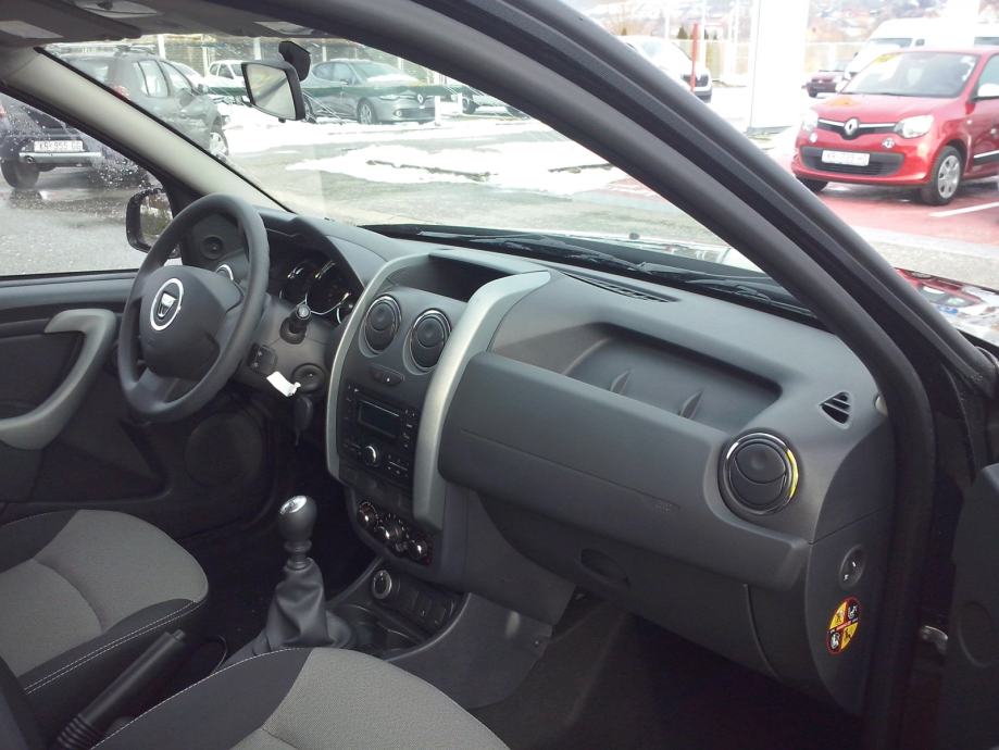 Dacia Duster AMBIANCE 1,5 DCI 110 4X4 ODLIČNA PRILIKA!!! NOVO VOZILO
