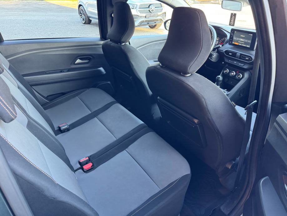 Dacia Jogger 1,0 TCE Extreme 2024.; Nije uvoz; 7 sjedala; Full oprema;, fotografija 16