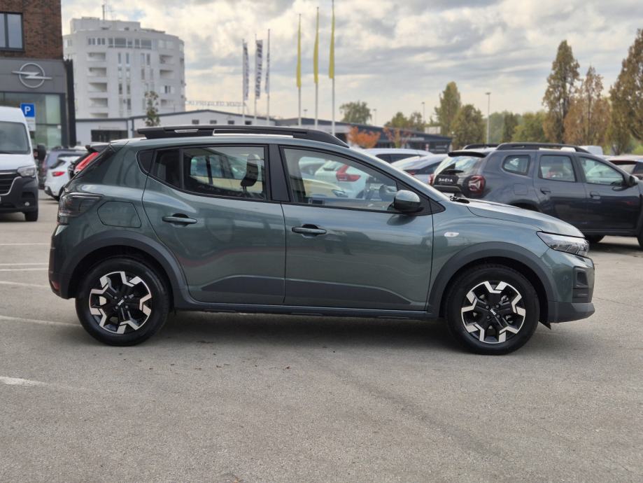 Dacia Jogger Stepway Expression 1.0 TCE 110, pogled izvana - slika 4