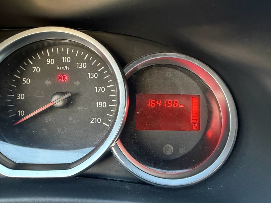 Dacia Logan 0,9 TCe 90, fotografija 16