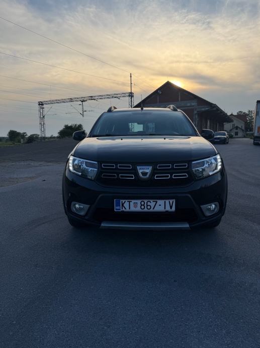 Dacia Logan 0,9 TCe 90, fotografija 2