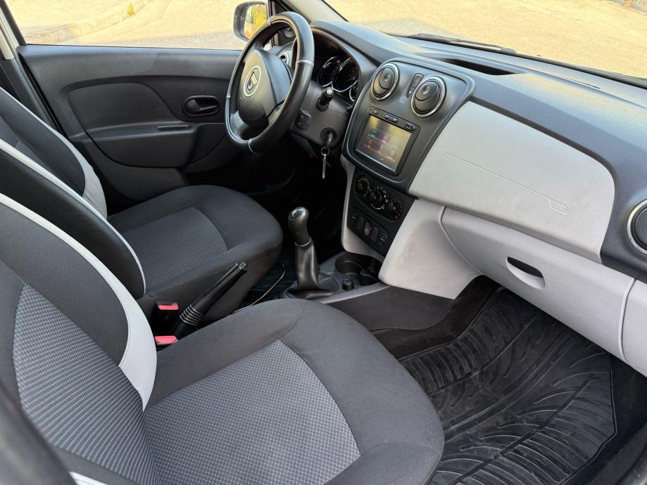 Dacia Logan 1,5 dCi *REG 08/27*, fotografija 7