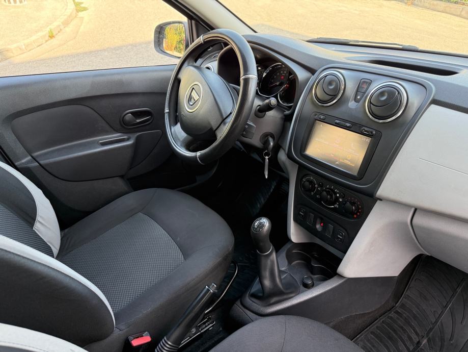 Dacia Logan 1,5 dCi *REG 08/27*, fotografija 9