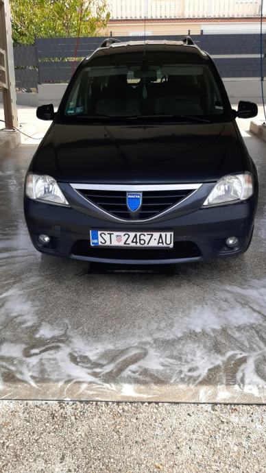 Dacia Logan 1,6 16V-reg.1 god.,157000km, fotografija 2