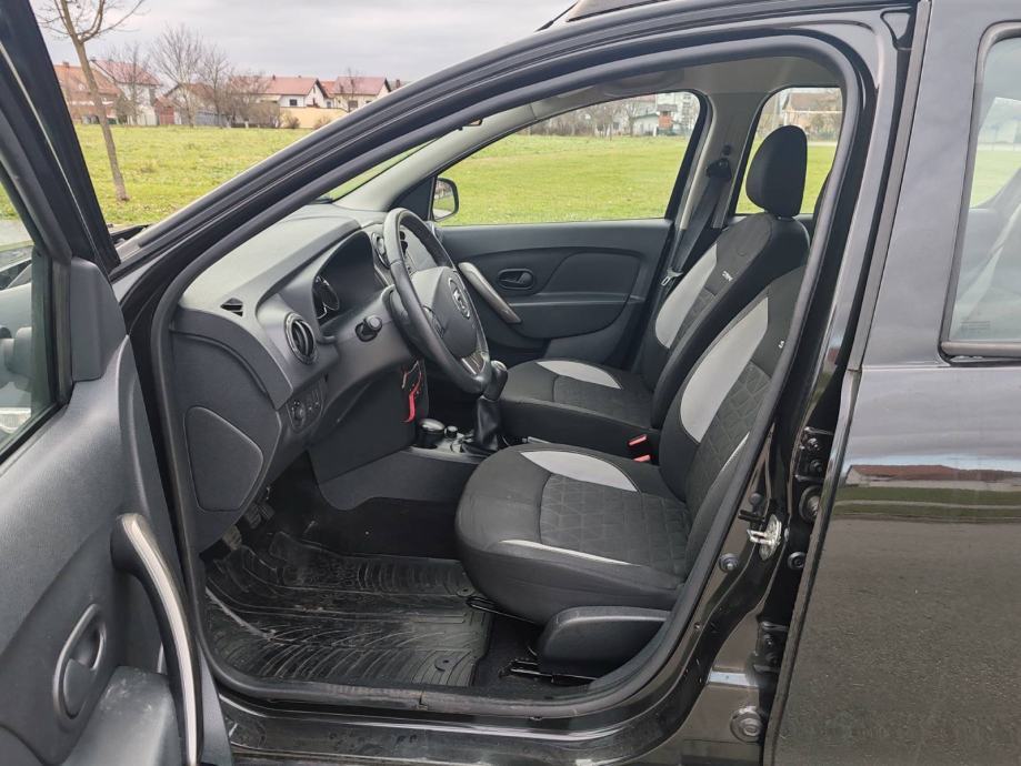 Dacia Sandero 0,9 TCe 90 2014 god,99000 km,kartice, fotografija 8