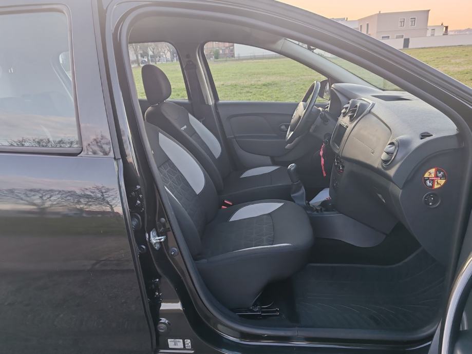 Dacia Sandero 0,9 TCe 90 2014 god,99000 km,kartice, fotografija 10