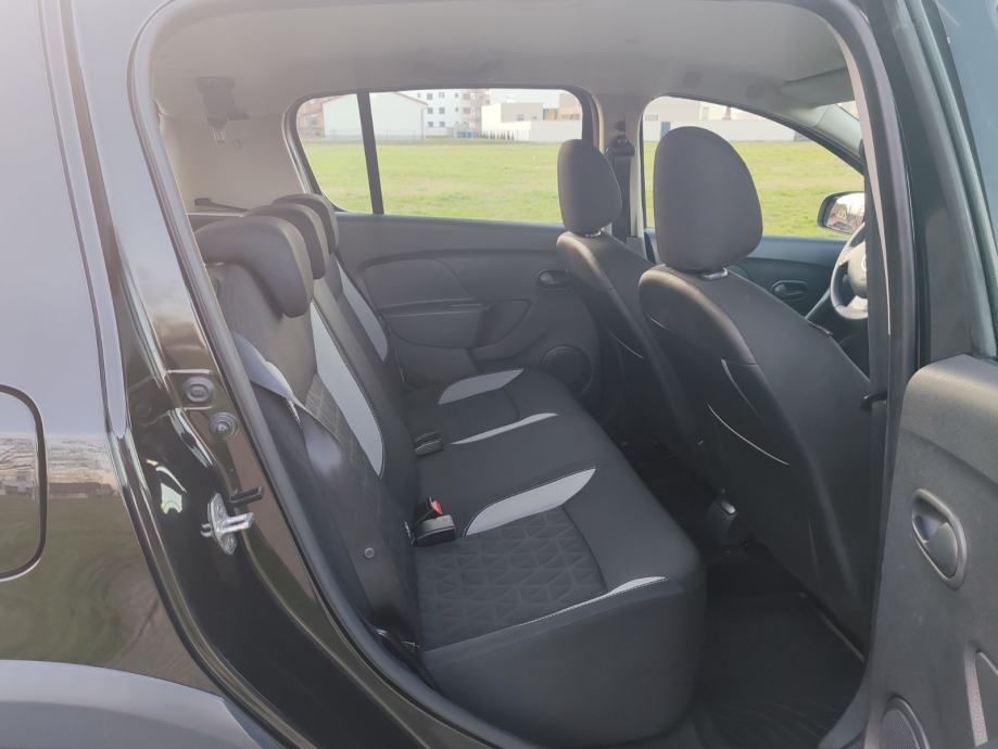 Dacia Sandero 0,9 TCe 90 2014 god,99000 km,kartice, fotografija 9