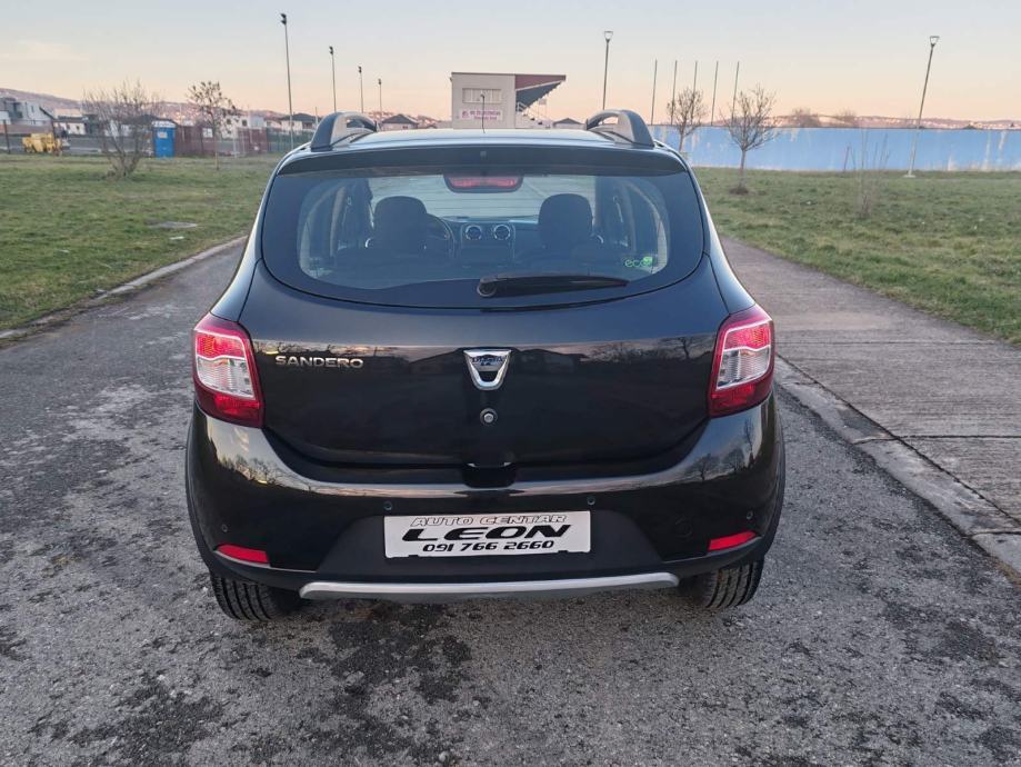 Dacia Sandero 0,9 TCe 90 2014 god,99000 km,kartice, fotografija 5
