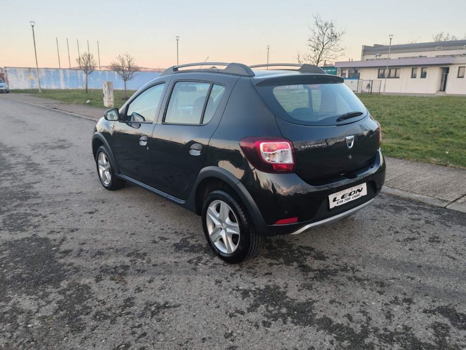 Dacia Sandero 0,9 TCe 90 2014 god,99000 km,kartice, fotografija 6