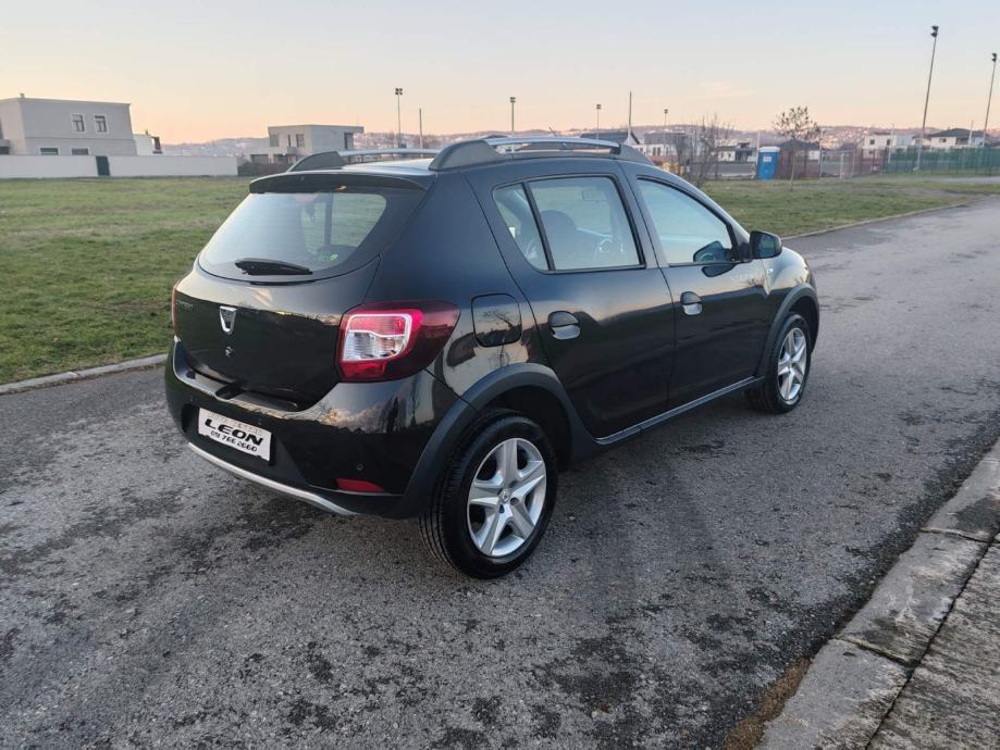 Dacia Sandero 0,9 TCe 90 2014 god,99000 km,kartice, fotografija 4