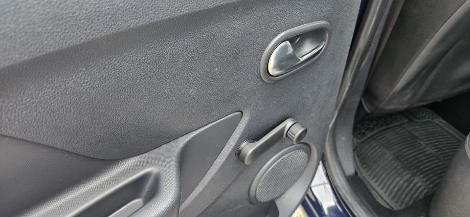 Dacia Sandero 0,9 TCe 90 LPG SERVIS GARANCIJA, fotografija 11