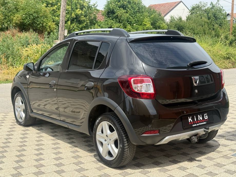 Dacia Sandero 0,9 TCe 90 Prestige ** VELIKI SERVIS **NAVI*, fotografija 7