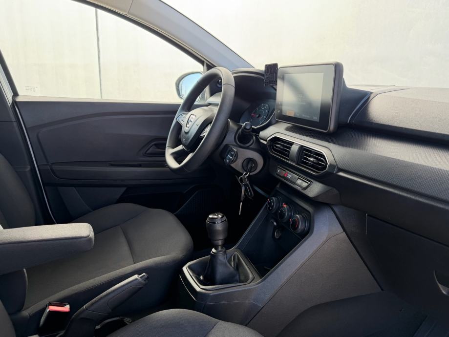 Dacia Sandero 1,0 Eco-G LPG HR AUTO SERVISNA, fotografija 14