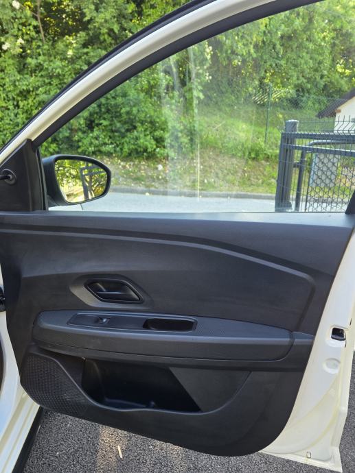 Dacia Sandero 1.0 Tce+LPG•2021.god.•reg.4/2027, fotografija 16