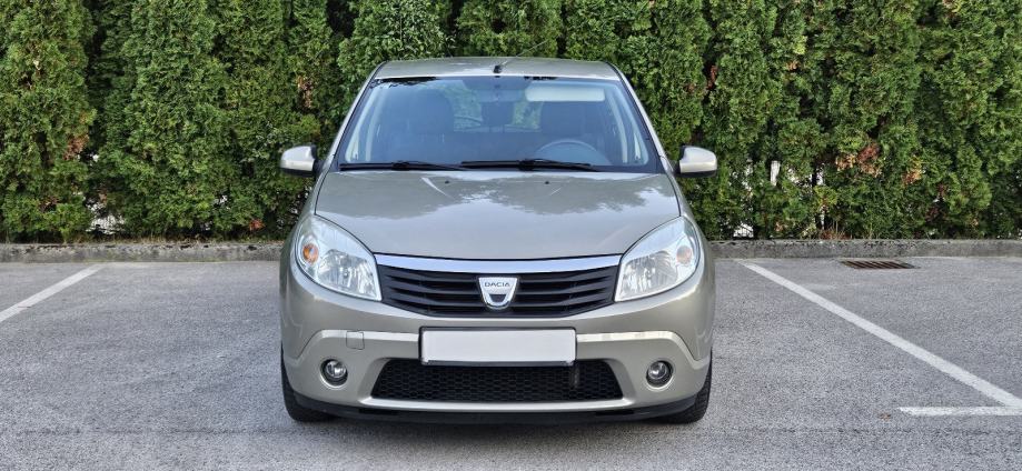 Dacia Sandero 1,4 HR VOZILO KAO NOVO, fotografija 2