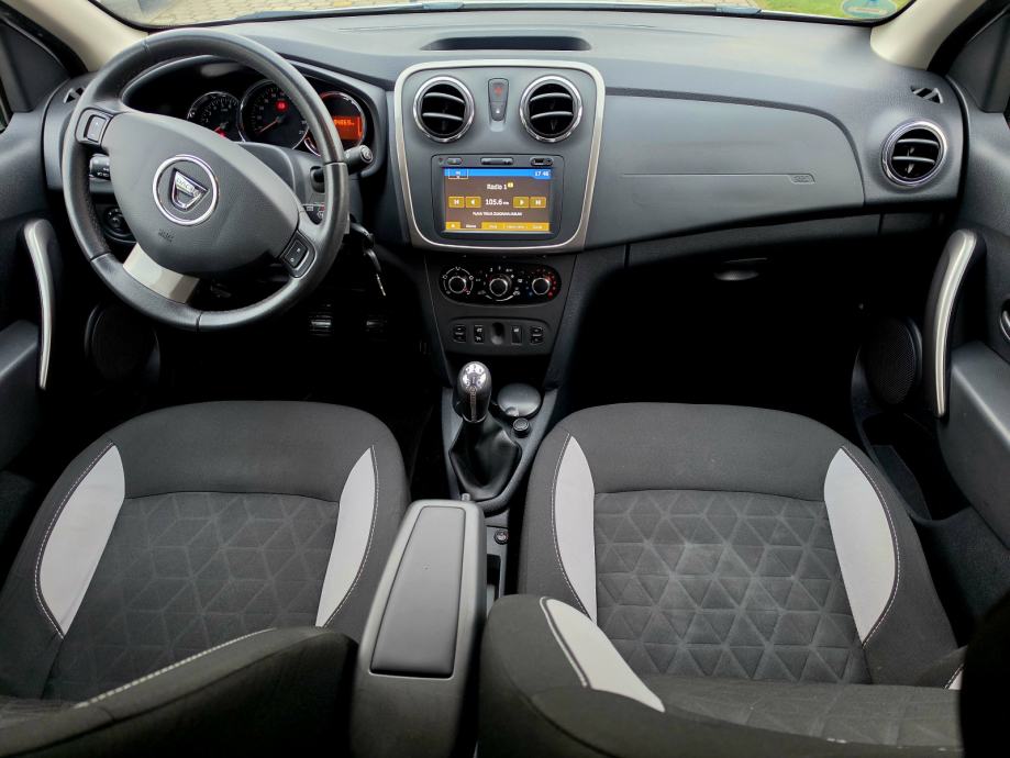 Dacia Sandero 1,5 DCI ,STEPWAY,,2.GOD.JAMSTVA,,94869KM, fotografija 10