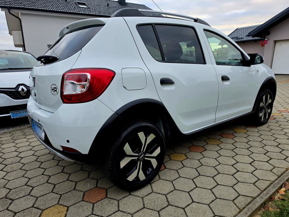 Dacia Sandero 1,5 DCI ,STEPWAY,,2.GOD.JAMSTVA,,94869KM, fotografija 5