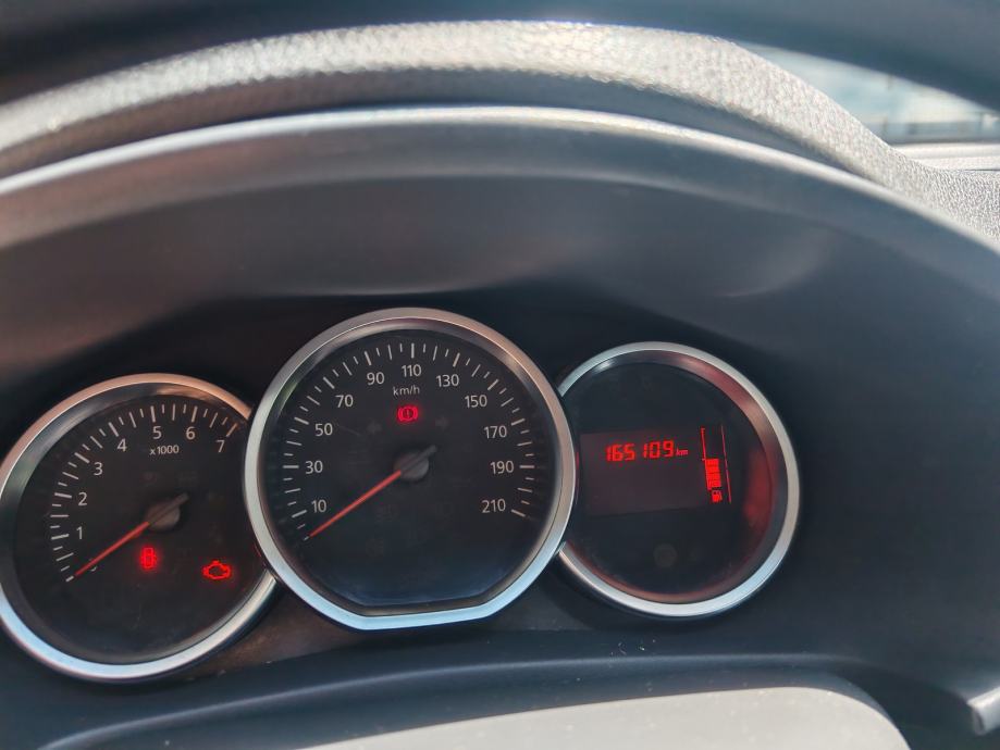 Dacia Sandero 1,5 dCi, fotografija 3