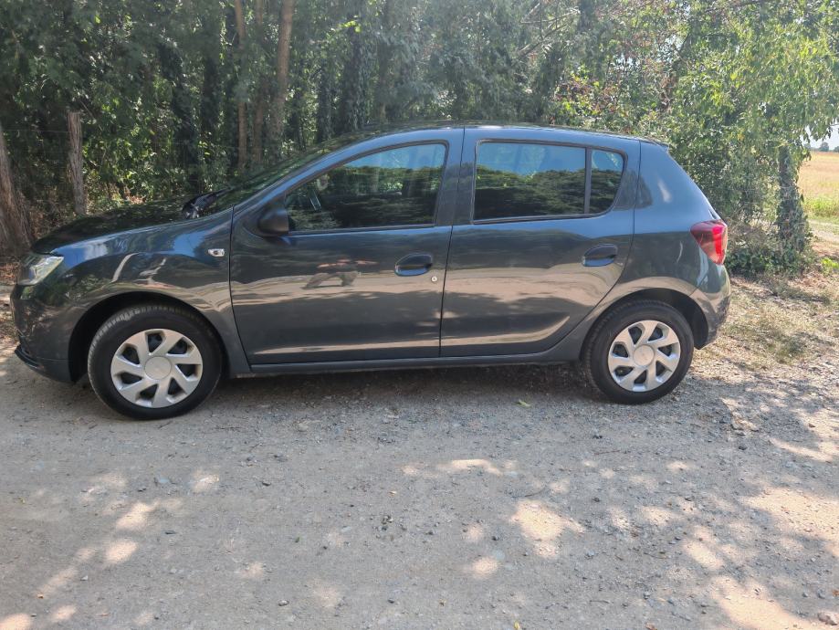 Dacia Sandero 1,5 dCi, fotografija 5