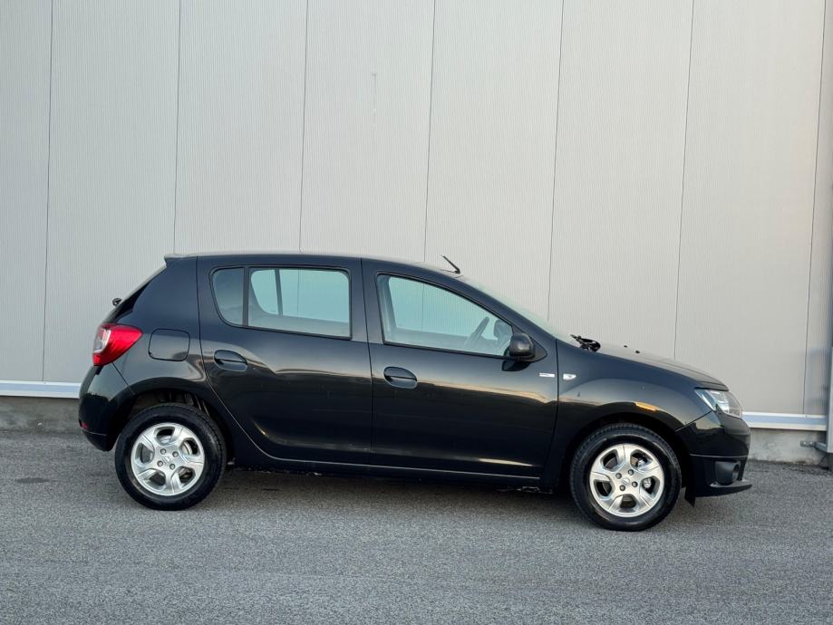DACIA SANDERO 1,5 dCi ☆DIZEL☆KLIMA☆NAVIGACIJA☆EURO6☆ALU.FELGE☆, fotografija 8