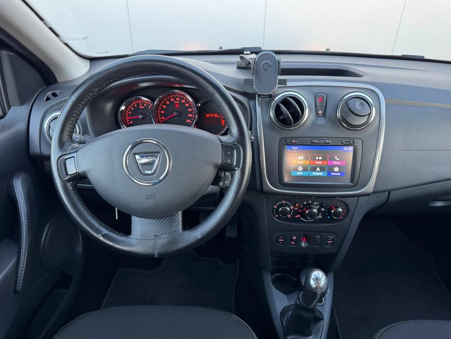 DACIA SANDERO 1,5 dCi ☆DIZEL☆KLIMA☆NAVIGACIJA☆EURO6☆ALU.FELGE☆, fotografija 11