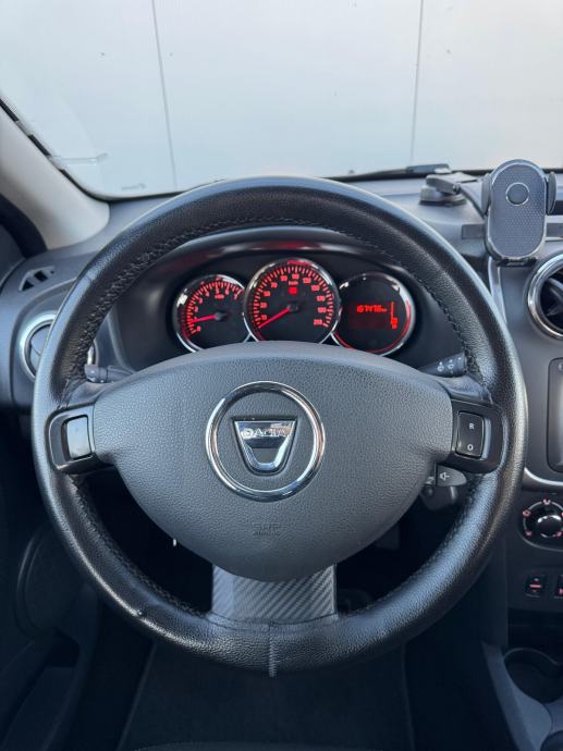 DACIA SANDERO 1,5 dCi ☆DIZEL☆KLIMA☆NAVIGACIJA☆EURO6☆ALU.FELGE☆, fotografija 16