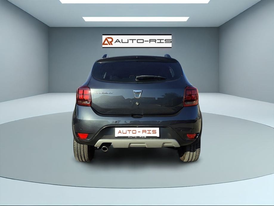 Dacia Sandero 1,5 dCi** STEPWAY **, fotografija 5