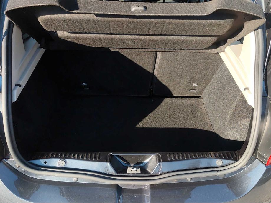 Dacia Sandero 1,5 dCi** STEPWAY **, fotografija 18