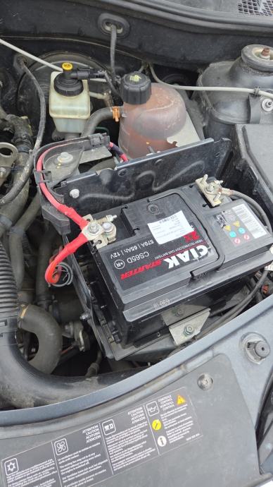 Dacia Sandero 1,6 Stepway povisen prvi vl 4 cilindra navi kuka, fotografija 7