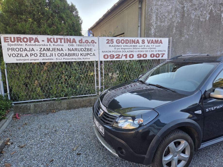 Dacia Sandero 1,6 Stepway povisen prvi vl 4 cilindra navi kuka, fotografija 12