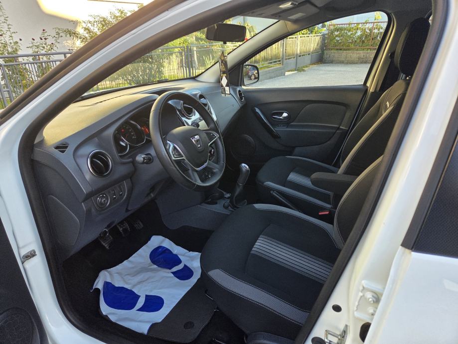 Dacia Sandero Stepway 0,9 TCe 90, Servisna, reg.09/27., fotografija 10