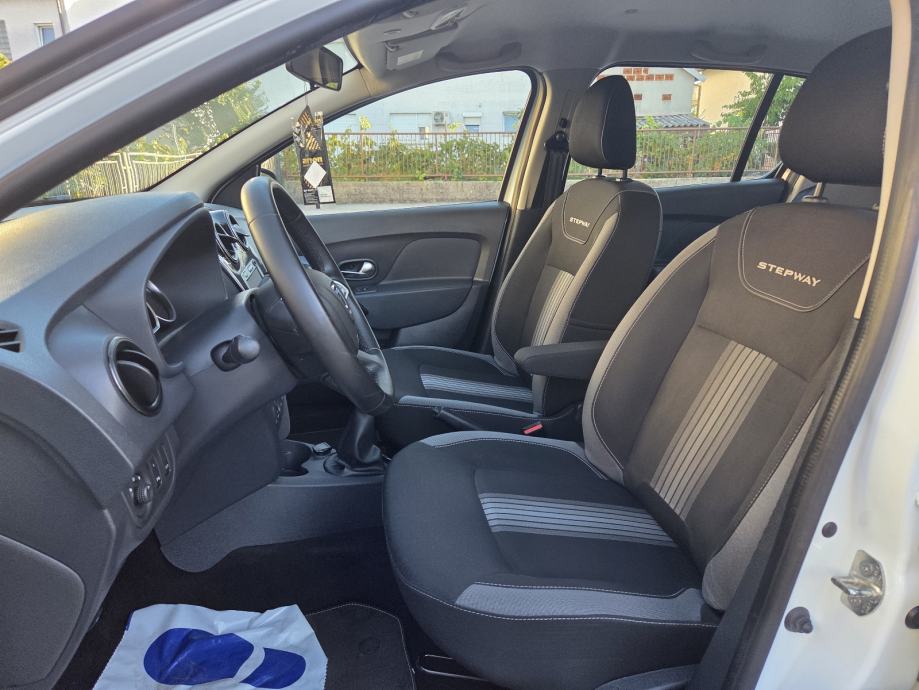 Dacia Sandero Stepway 0,9 TCe 90, Servisna, reg.09/27., fotografija 11