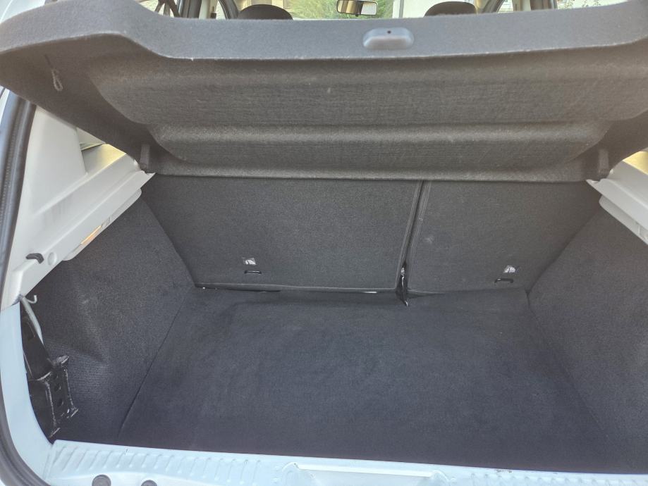 Dacia Sandero Stepway 0,9 TCe 90, Servisna, reg.09/27., fotografija 16
